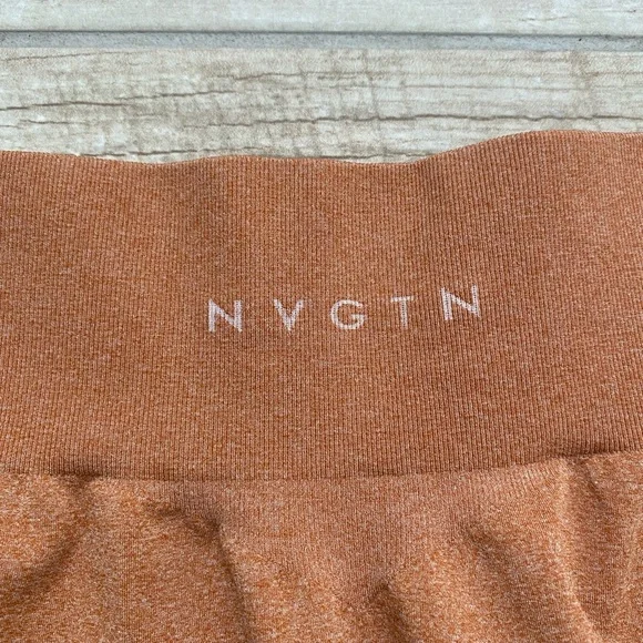 NVGTN Contour Seamless Shorts ~ Small - Picture 3 of 10
